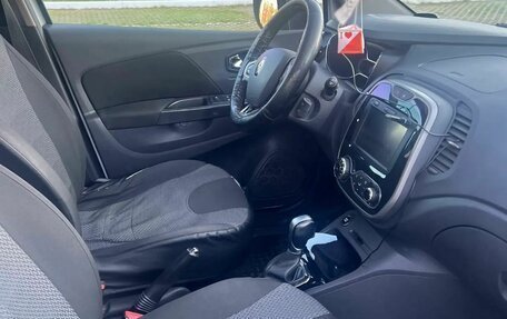 Renault Kaptur I рестайлинг, 2017 год, 1 200 000 рублей, 11 фотография