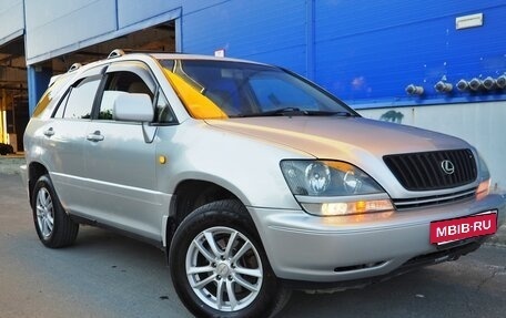Toyota Harrier, 1999 год, 650 000 рублей, 8 фотография
