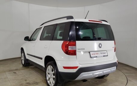 Skoda Yeti I рестайлинг, 2014 год, 1 199 000 рублей, 5 фотография