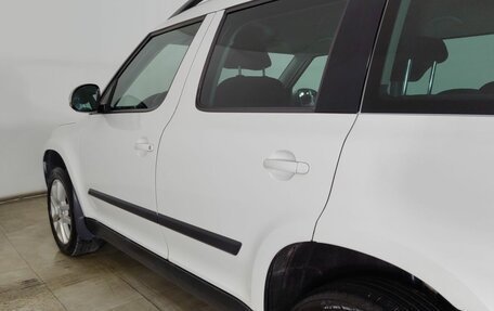 Skoda Yeti I рестайлинг, 2014 год, 1 199 000 рублей, 23 фотография