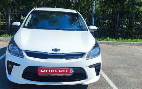 KIA Rio IV, 2018 год, 1 280 000 рублей, 1 фотография