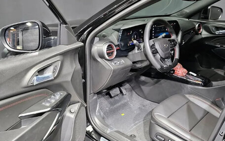 Chevrolet Trax, 2023 год, 1 240 000 рублей, 7 фотография