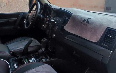 Mitsubishi Pajero IV, 2013 год, 2 100 000 рублей, 11 фотография