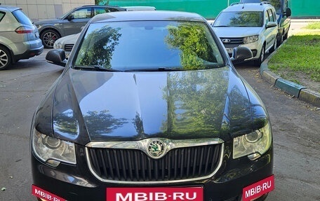 Skoda Superb III рестайлинг, 2010 год, 780 000 рублей, 2 фотография