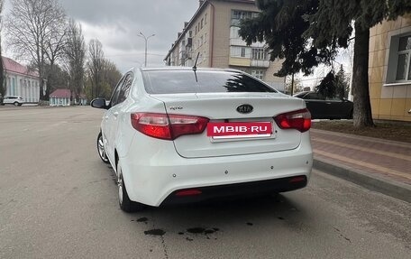 KIA Rio III рестайлинг, 2011 год, 750 000 рублей, 6 фотография