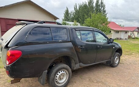 Mitsubishi L200 IV рестайлинг, 2012 год, 1 400 000 рублей, 3 фотография