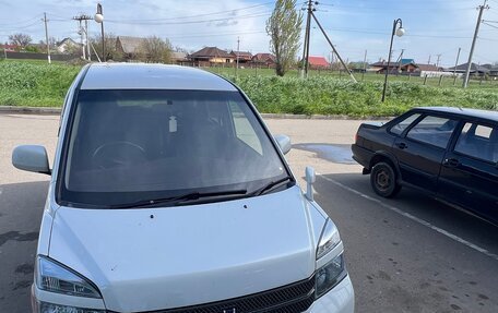 Toyota Voxy II, 2007 год, 1 100 000 рублей, 2 фотография