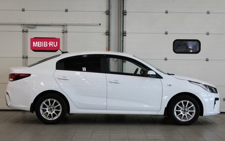 KIA Rio IV, 2020 год, 1 457 000 рублей, 4 фотография