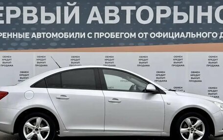 Chevrolet Cruze II, 2010 год, 649 900 рублей, 4 фотография