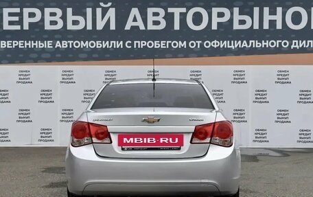Chevrolet Cruze II, 2010 год, 649 900 рублей, 6 фотография