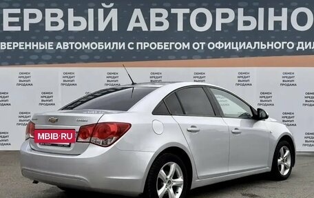 Chevrolet Cruze II, 2010 год, 649 900 рублей, 5 фотография