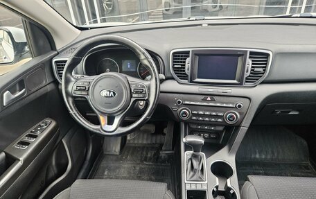 KIA Sportage IV рестайлинг, 2017 год, 1 898 000 рублей, 7 фотография