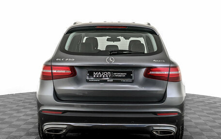 Mercedes-Benz GLC, 2018 год, 3 300 000 рублей, 24 фотография