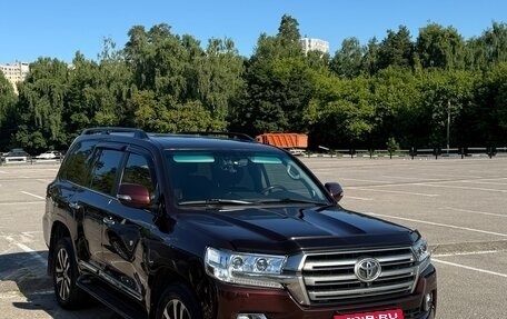 Toyota Land Cruiser 200, 2016 год, 5 750 000 рублей, 1 фотография