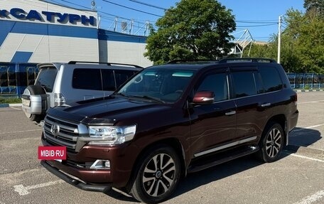 Toyota Land Cruiser 200, 2016 год, 5 750 000 рублей, 2 фотография
