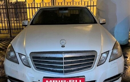 Mercedes-Benz E-Класс, 2011 год, 1 033 000 рублей, 1 фотография