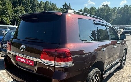 Toyota Land Cruiser 200, 2016 год, 5 750 000 рублей, 6 фотография