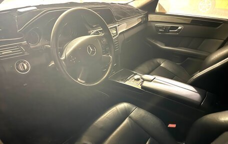 Mercedes-Benz E-Класс, 2011 год, 1 033 000 рублей, 7 фотография