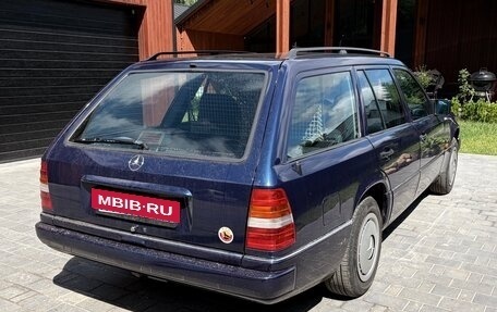 Mercedes-Benz E-Класс, 1995 год, 1 200 000 рублей, 3 фотография