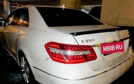 Mercedes-Benz E-Класс, 2011 год, 1 033 000 рублей, 6 фотография