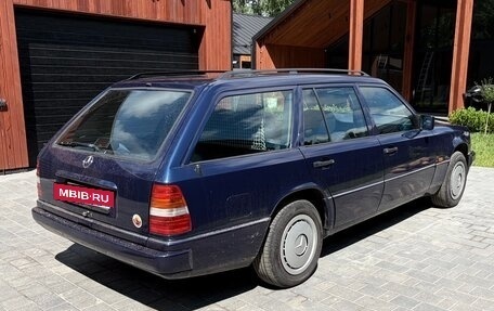 Mercedes-Benz E-Класс, 1995 год, 1 200 000 рублей, 5 фотография