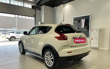 Nissan Juke II, 2011 год, 1 000 000 рублей, 6 фотография