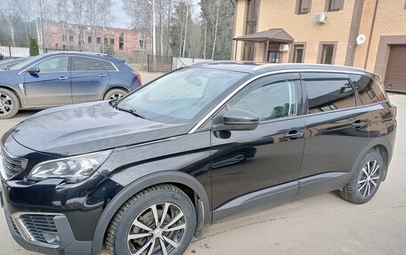 Peugeot 5008 II, 2018 год, 1 990 000 рублей, 3 фотография