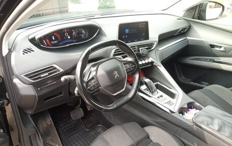 Peugeot 5008 II, 2018 год, 1 990 000 рублей, 4 фотография