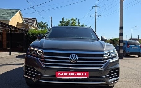Volkswagen Touareg III, 2021 год, 6 300 000 рублей, 12 фотография