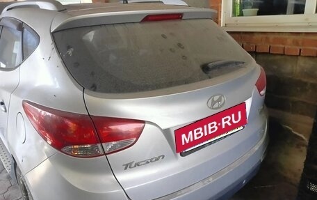 Hyundai Tucson III, 2012 год, 1 230 000 рублей, 2 фотография