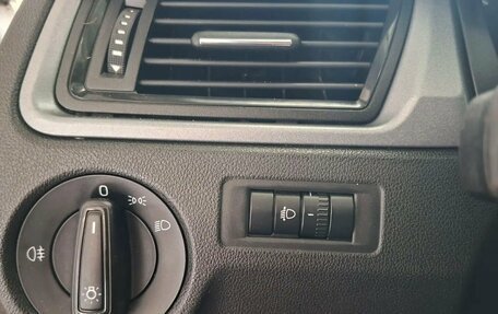 Skoda Rapid I, 2017 год, 1 228 000 рублей, 16 фотография