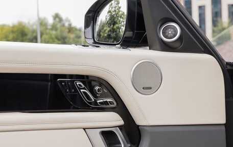 Land Rover Range Rover IV рестайлинг, 2021 год, 10 500 000 рублей, 18 фотография