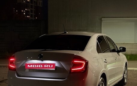 Skoda Rapid I, 2018 год, 1 400 000 рублей, 10 фотография