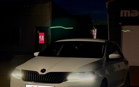 Skoda Rapid I, 2018 год, 1 400 000 рублей, 11 фотография
