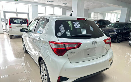 Toyota Vitz, 2019 год, 1 300 000 рублей, 7 фотография