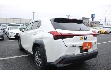 Lexus UX I, 2022 год, 1 957 700 рублей, 4 фотография