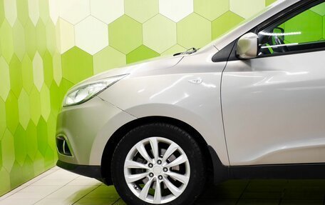 Hyundai ix35 I рестайлинг, 2010 год, 1 000 000 рублей, 9 фотография