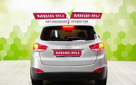 Hyundai ix35 I рестайлинг, 2010 год, 1 000 000 рублей, 4 фотография