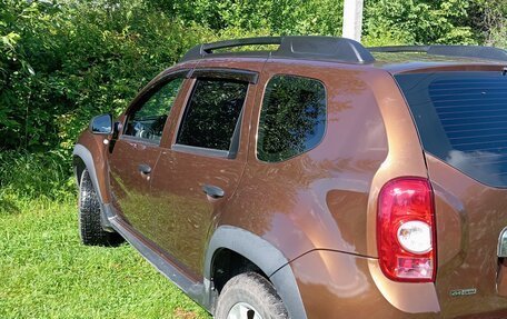 Renault Duster I рестайлинг, 2014 год, 920 000 рублей, 3 фотография