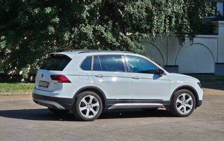 Volkswagen Tiguan II, 2018 год, 2 250 000 рублей, 5 фотография