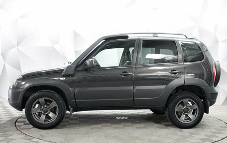 Chevrolet Niva I рестайлинг, 2018 год, 847 000 рублей, 2 фотография