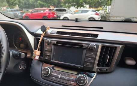 Toyota RAV4, 2014 год, 2 000 000 рублей, 6 фотография