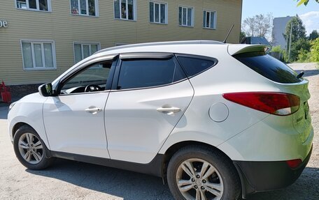 Hyundai ix35 I рестайлинг, 2012 год, 130 000 рублей, 5 фотография