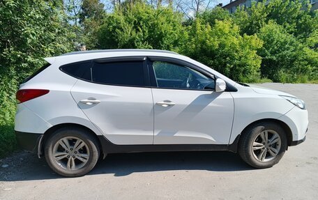 Hyundai ix35 I рестайлинг, 2012 год, 130 000 рублей, 4 фотография
