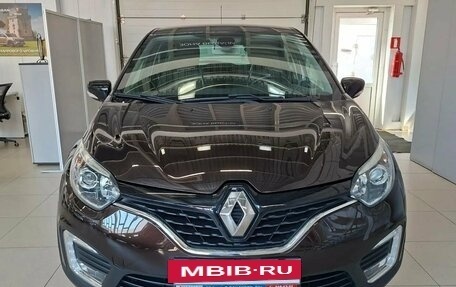 Renault Kaptur I рестайлинг, 2018 год, 1 798 000 рублей, 2 фотография