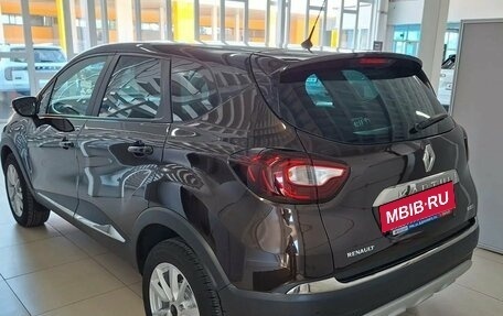 Renault Kaptur I рестайлинг, 2018 год, 1 798 000 рублей, 5 фотография