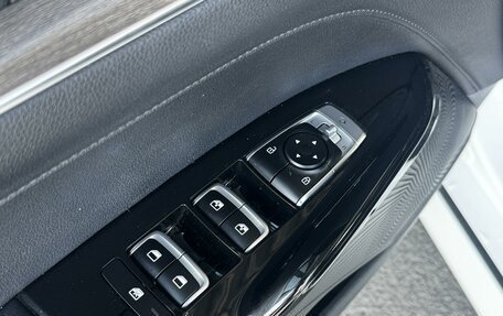 KIA K5, 2021 год, 2 490 000 рублей, 28 фотография