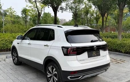 Volkswagen T-Cross I, 2023 год, 1 500 000 рублей, 4 фотография