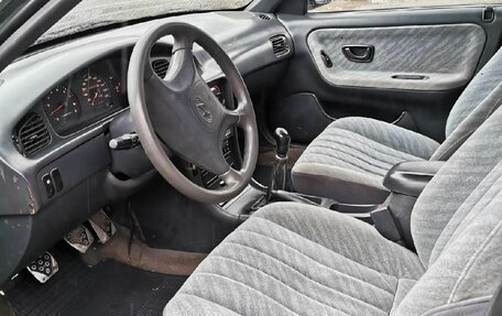 Hyundai Sonata III рестайлинг, 1993 год, 75 000 рублей, 2 фотография