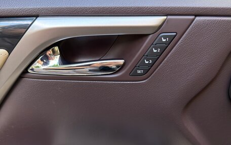 Lexus RX IV рестайлинг, 2016 год, 4 200 000 рублей, 12 фотография